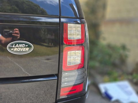 Land Rover Range Rover 3.0 Range Rover Vogue TDV6 Auto 4WD 5dr 43