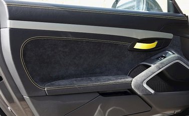 Porsche Cayman GT4 Clubsport 20