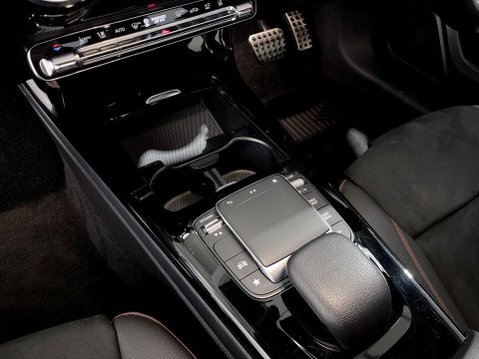 Mercedes-Benz A Class 1.3 A250e 15.6kWh AMG Line Saloon 4dr Petrol Plug-in Hybrid 8G-DCT Euro 6 ( 17