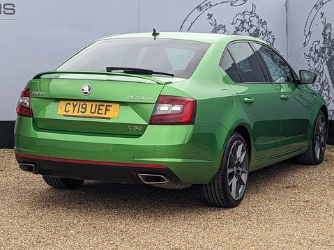 Skoda Octavia VRS TSI DSG 15