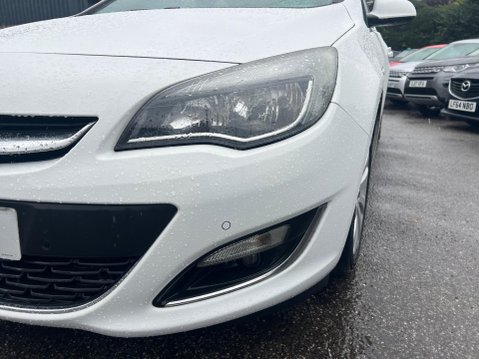 Vauxhall Astra 1.6 16v Elite Auto Euro 5 5dr 9