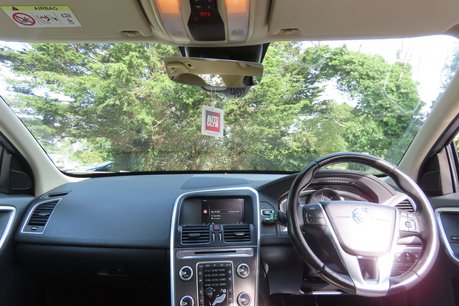 Volvo XC60 2.0 D4 SE Lux Nav SUV 5dr Diesel Manual Euro 6 (s/s) (190 ps) 7