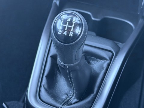Suzuki Swift 1.2 Mild Hybrid Ultra 5dr 27