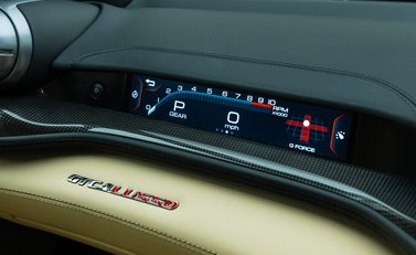 Ferrari GTC4 Lusso V12 22