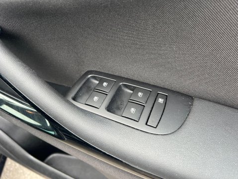 Vauxhall Zafira 1.4i Turbo SRi Auto Euro 6 5dr 34