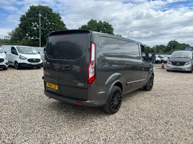Ford Transit Custom SWB L1H1 Low Roof Limited 280 Air Con Sensors Sport Bodytkit Fitted EURO 6 6