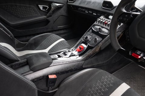 Lamborghini Huracan 5.2 V10 LP 640-4 Performante LDF 4WD Euro 6 (s/s) 2dr 31