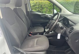 Ford Transit Courier LIMITED L1 EURO 6 VAN 16