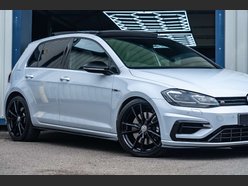 Volkswagen Golf 2.0 Golf R TSi Semi-Auto 4WD 5dr 7