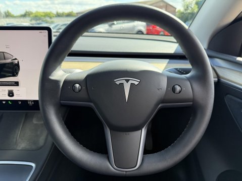 Tesla Model Y (Dual Motor) Long Range SUV 5dr Electric Auto 4WDE (384 bhp) 32