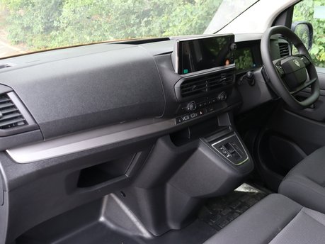 Peugeot Expert Expert 100kW 75kWh Professional Van Auto 15