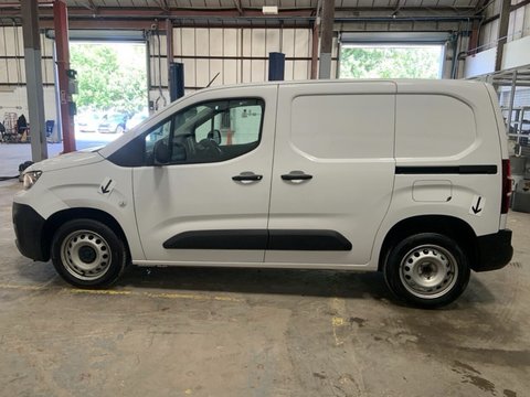 Peugeot Partner BLUEHDI PROFESSIONAL PREMIUM PLUS L1 13