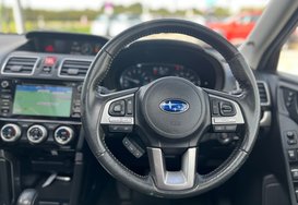 Subaru Forester I XE PREMIUM 31