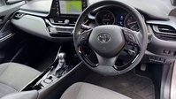 Toyota C-HR 1.8 VVT-h Design SUV 5dr Petrol Hybrid CVT Euro 6 (s/s) (122 ps) 5