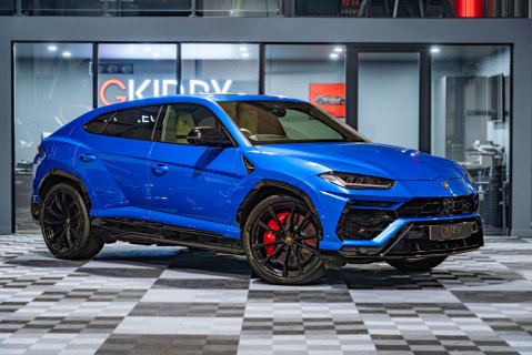 Lamborghini Urus V8 1
