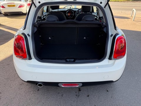 Mini Hatch 1.5 One D Euro 6 (s/s) 3dr 35