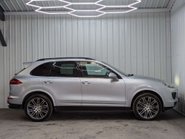 Porsche Cayenne 3.0 Cayenne D Platinum Edition V6 Tiptronic S A 4WD 5dr 16