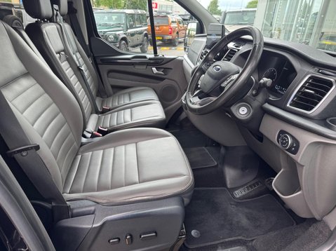 Ford Transit Custom 320 LIMITED DCIV ECOBLUE 12