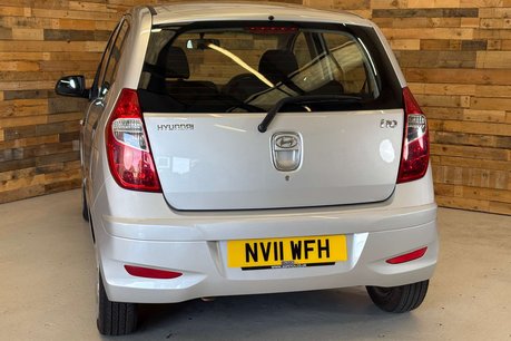 Hyundai i10 1.2 Classic Hatchback 5dr Petrol Manual Euro 5 (85 bhp) 73