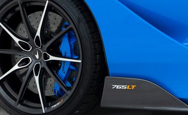 McLaren 765LT Spider 30