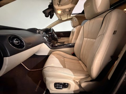 Jaguar XJ D V6 PORTFOLIO 22