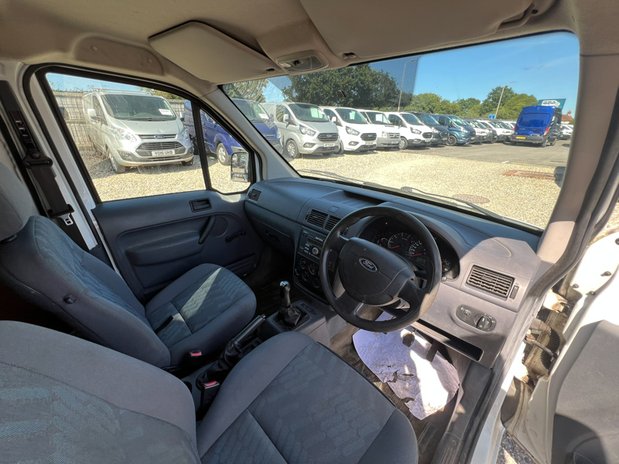 Ford Transit Connect SWB L1H1 Low Roof NO VAT 26