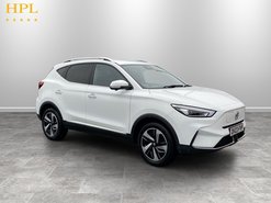 MG ZS 72.6kWh Trophy Connect Long Range SUV 5dr Electric Auto (156 ps)