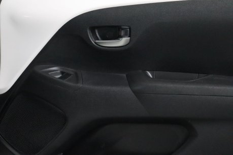 Toyota Aygo VVT-I X-TREND TSS 36