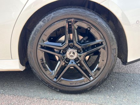 Mercedes-Benz A Class 1.3 A180 AMG Line (Premium 2) 7G-DCT Euro 6 (s/s) 5dr 46