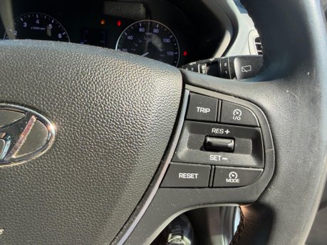 Hyundai i20 MPI SE BLUE DRIVE 12