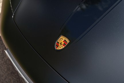 Porsche 911 TURBO S PDK 8