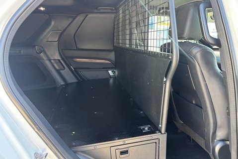 Land Rover Discovery SD6 306 Commercial HSE 16