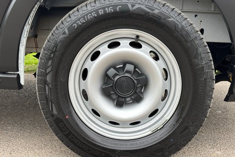 Ford Transit 350 Srw 130 ps Lawnmower Beavertail / Tipper Truck - Air Con 36