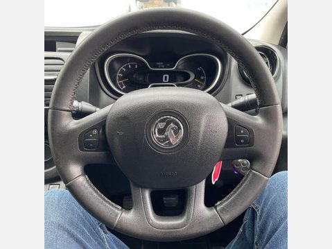 Vauxhall Vivaro 1.6 CDTi 2900 BiTurbo ecoFLEX Sportive Panel Van 5dr Diesel Manual L2 H1 Eu 17