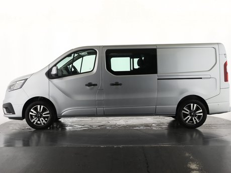 Renault Trafic LL30 Blue dCi 150 Extra Sport Crew Van MY26 7