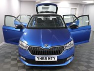 Skoda Fabia COLOUR EDITION TSI 7