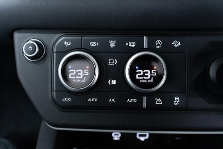 Land Rover Defender 3.0 D250 MHEV X-Dynamic SE SUV 3dr Diesel Auto 4WD Euro 6 (s/s) (250 ps) 21
