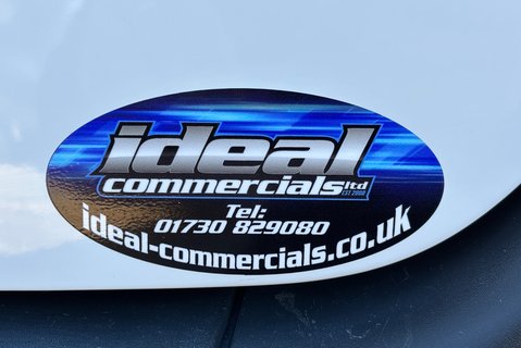 Mercedes-Benz Sprinter 315 Cdi Progressive Glass Frail Van 14