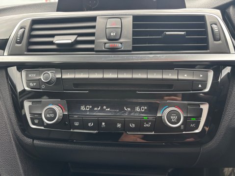BMW 3 Series 320D SPORT 32