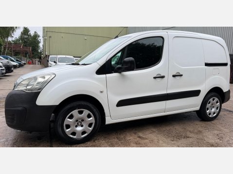Peugeot Partner 1.6 BlueHDi 854 Professional Panel Van 5dr Diesel Manual L1 (112 g/km, 97.6 18
