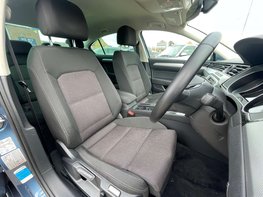 Volkswagen Passat 2.0 Passat SE Business TDI BlueMotion Technology 4dr 57