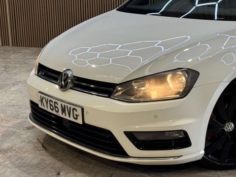 Volkswagen Golf 2.0 Golf R-Line Edition TDI BlueMotion Technology 5dr 41