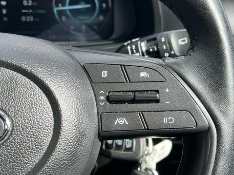 Hyundai i20 T-GDI PREMIUM MHEV 39