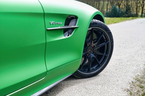 Mercedes-Benz AMG GT R PREMIUM 6