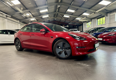 Tesla Model 3 LONG RANGE AWD Pristine Low Mileage Red Multi-coat Heat Pump 
