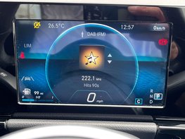 Mercedes-Benz B Class 1.3 B 200 Sport Auto 5dr 29