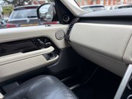 Land Rover Range Rover 4.4 SD V8 Autobiography SUV 5dr Diesel Auto 4WD Euro 6 (s/s) (339 ps) 44