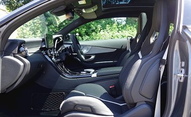 Mercedes-Benz C Class C63 S Coupe 14