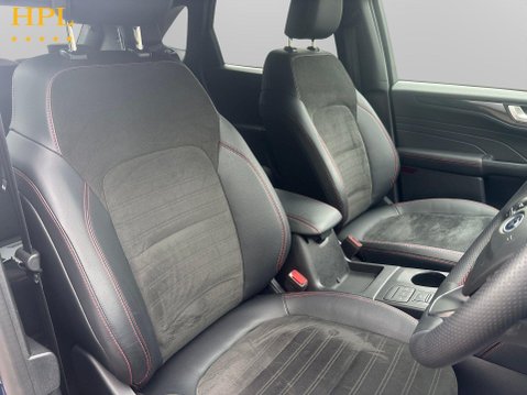Ford Kuga 2.5 Duratec 14.4kWh ST-Line Edition SUV 5dr Petrol Plug-in Hybrid CVT Euro 11