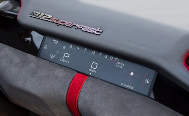 Ferrari 812 Superfast 18